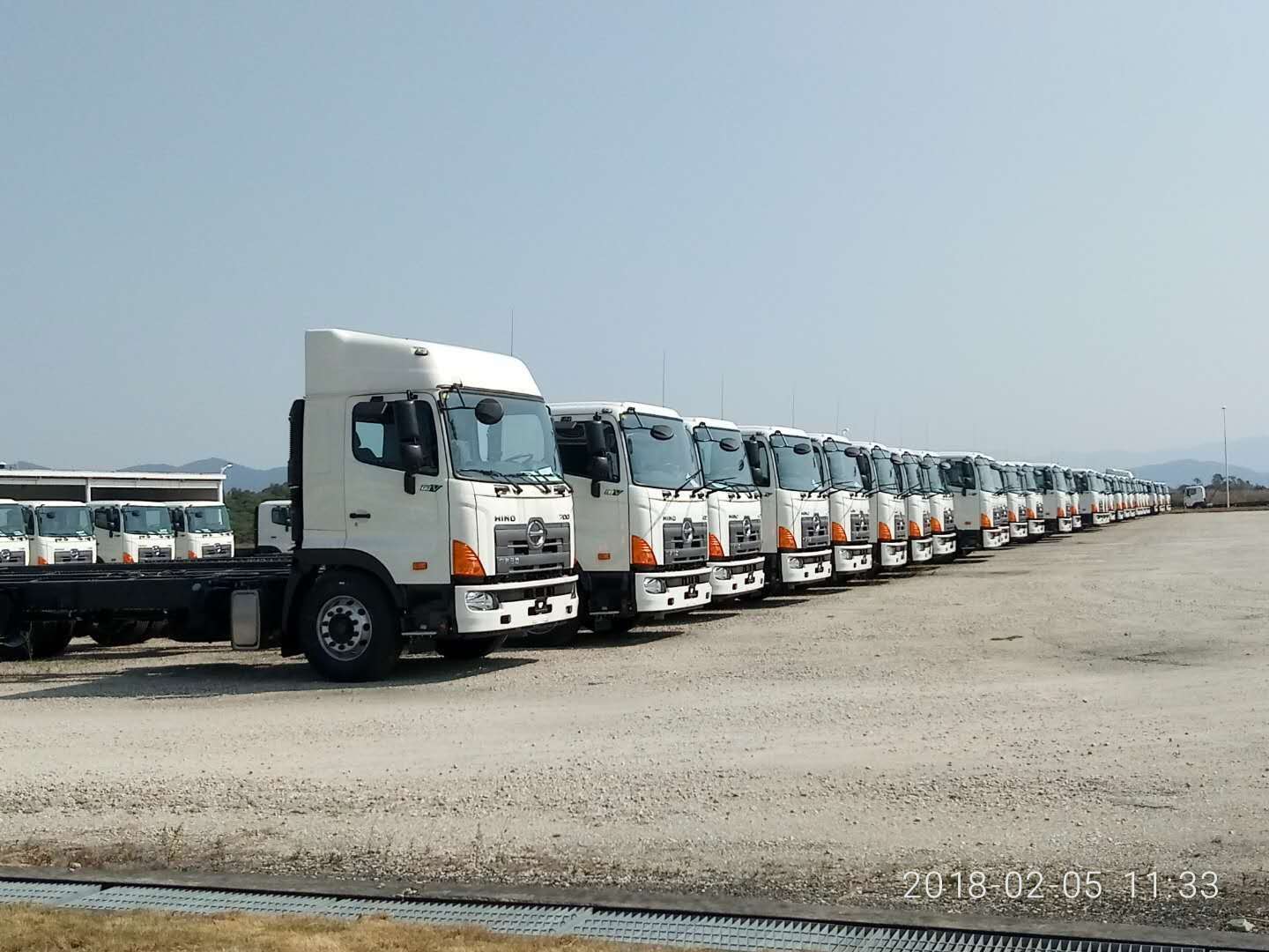 貨車玻璃鋼導流罩制作程序